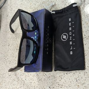 Blenders Canyon Sunglasses